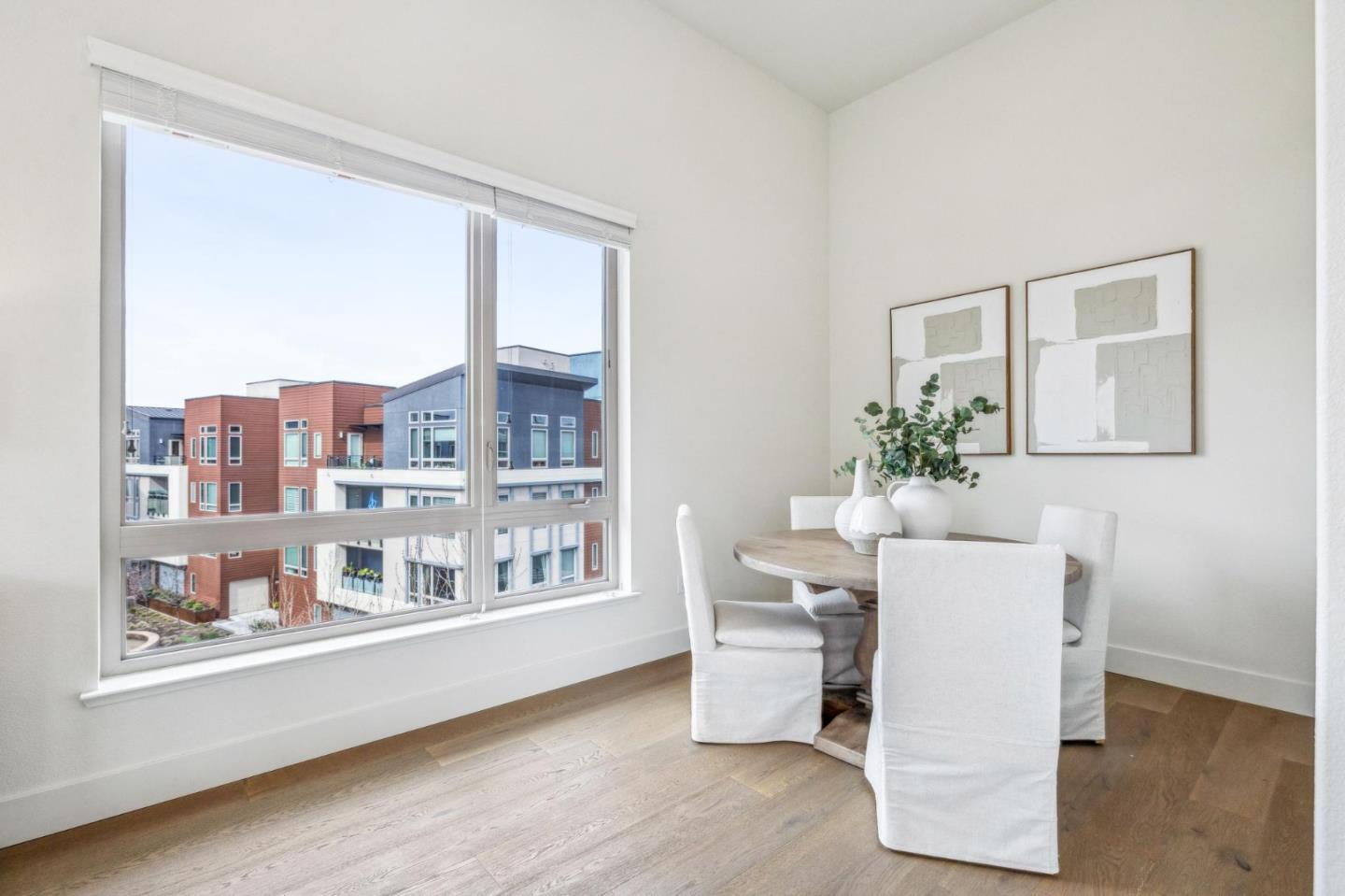 1078 Foster Square LN 401