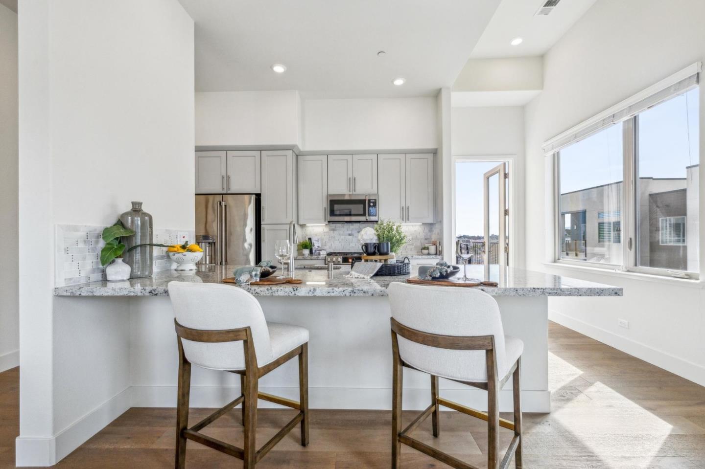 1078 Foster Square LN 401