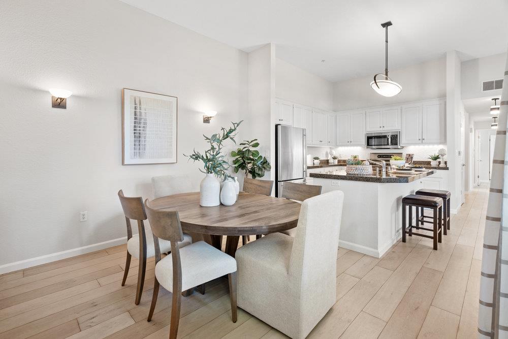 550 El Camino Real 103