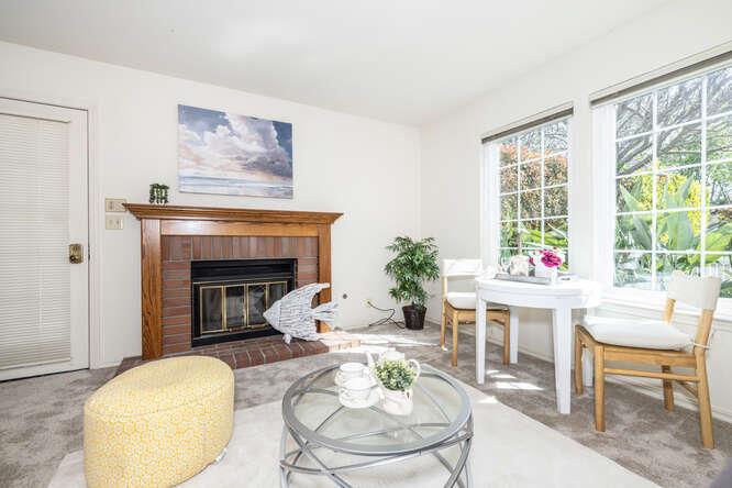 10 Port Royal AVE