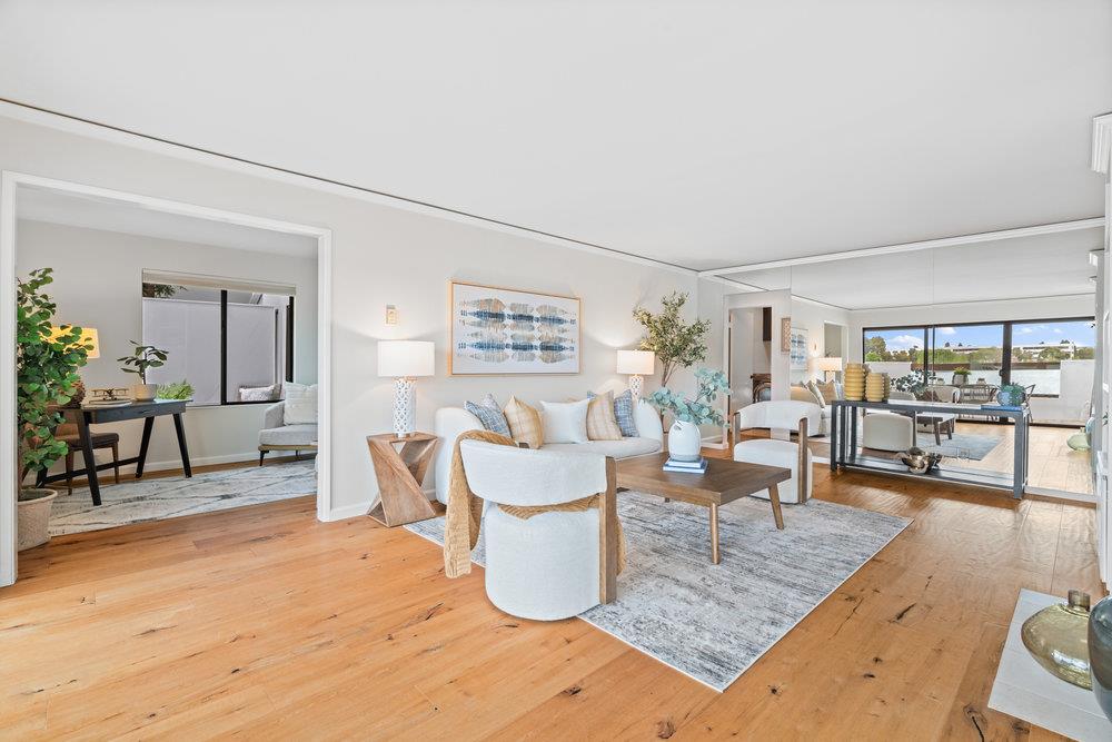 877 Balboa LN