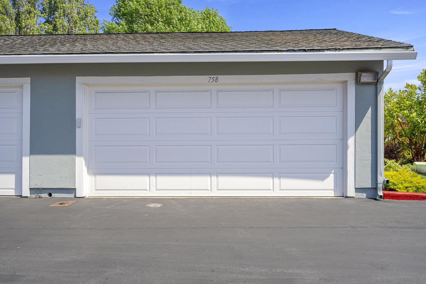 758 Pinta LN
