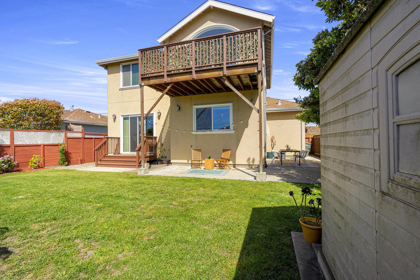 114 Fir AVE