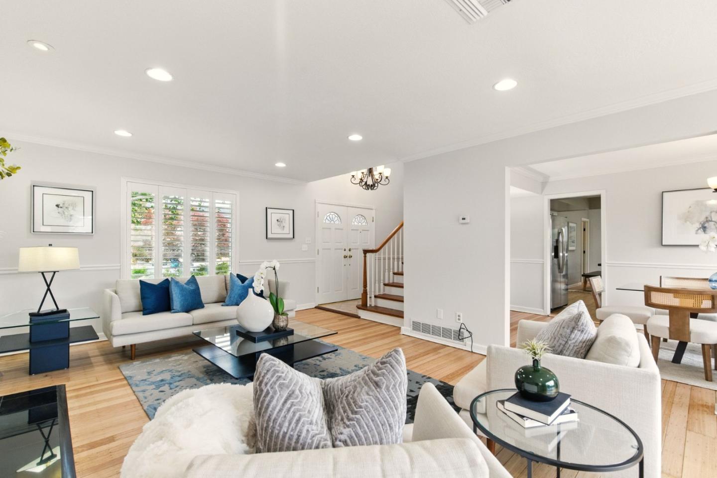 942 Constitution Drive