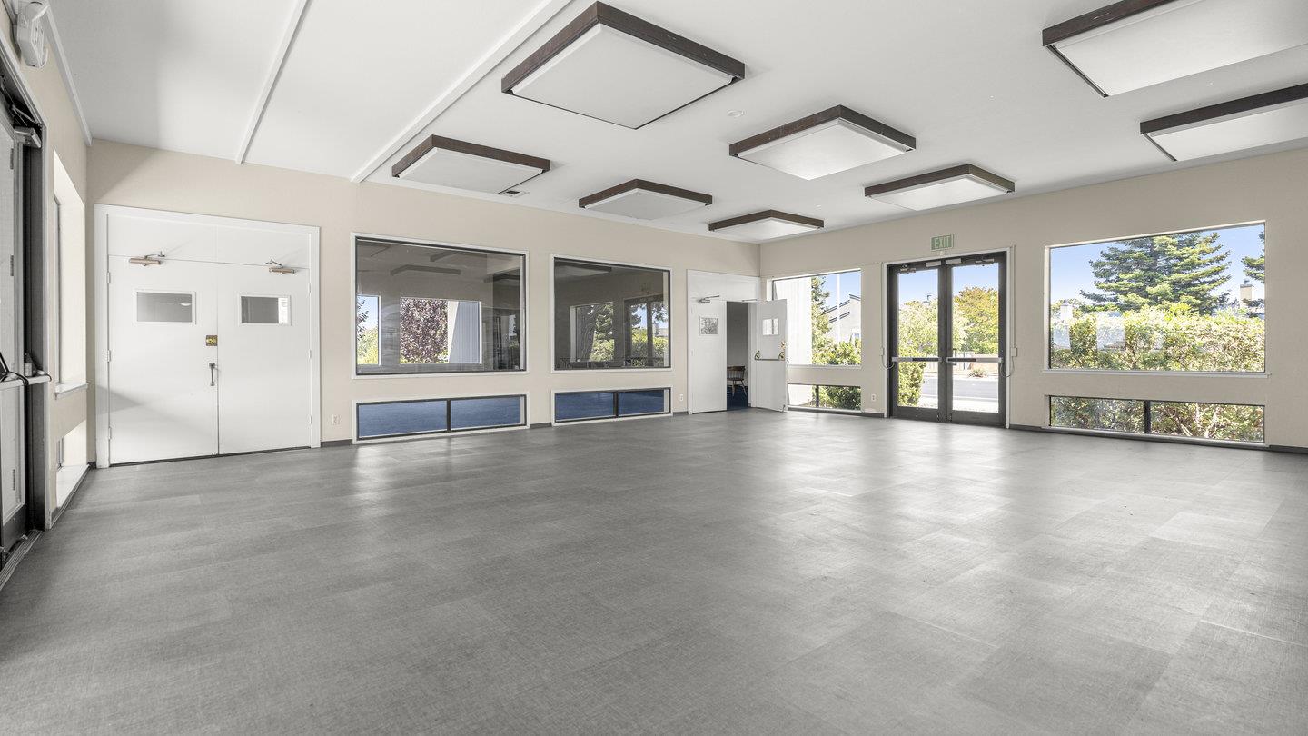 780 Sea Spray Lane 211