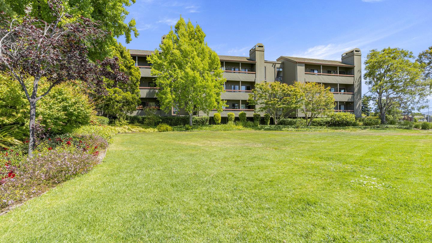 780 Sea Spray Lane 211