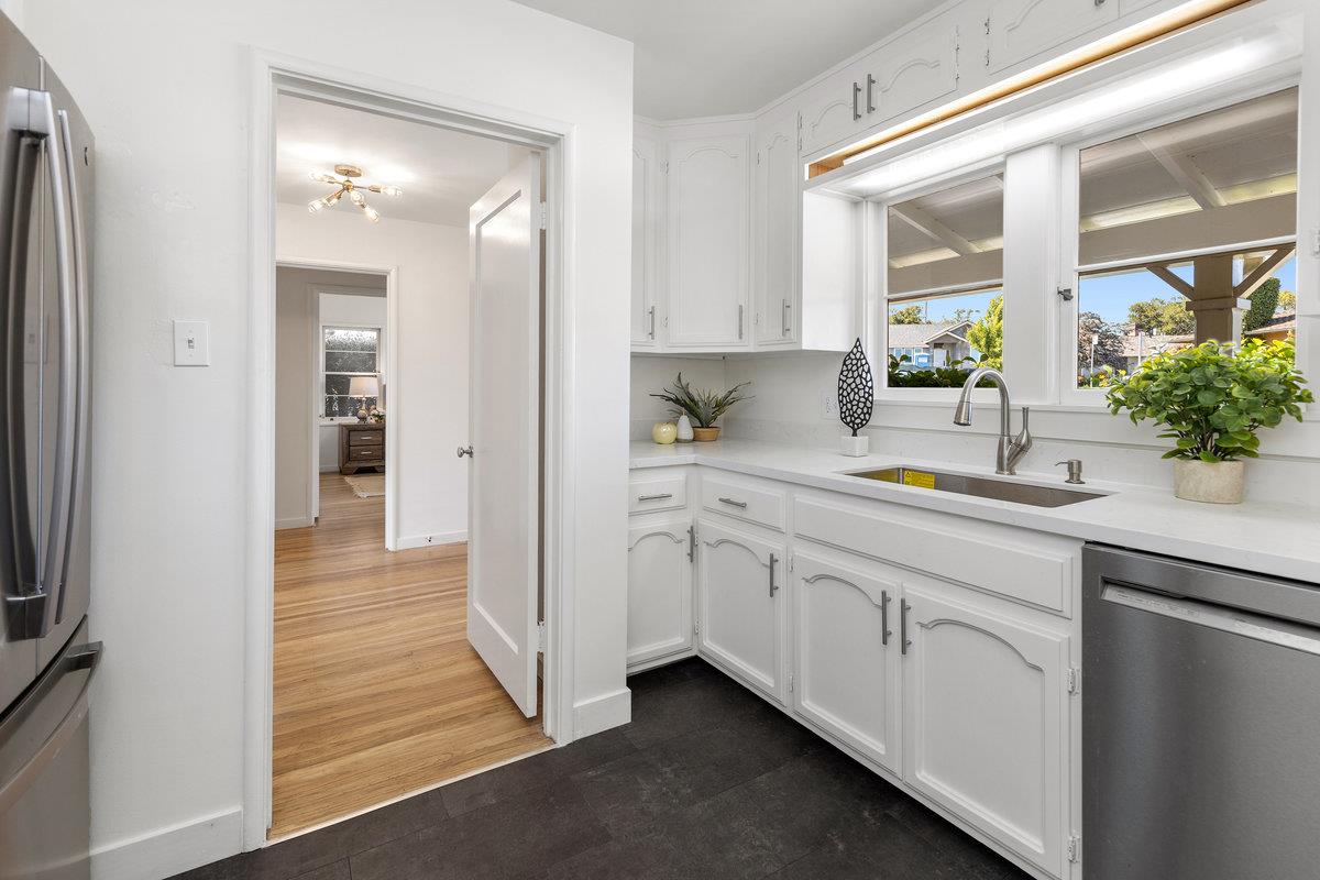 1202 Woodland Drive
