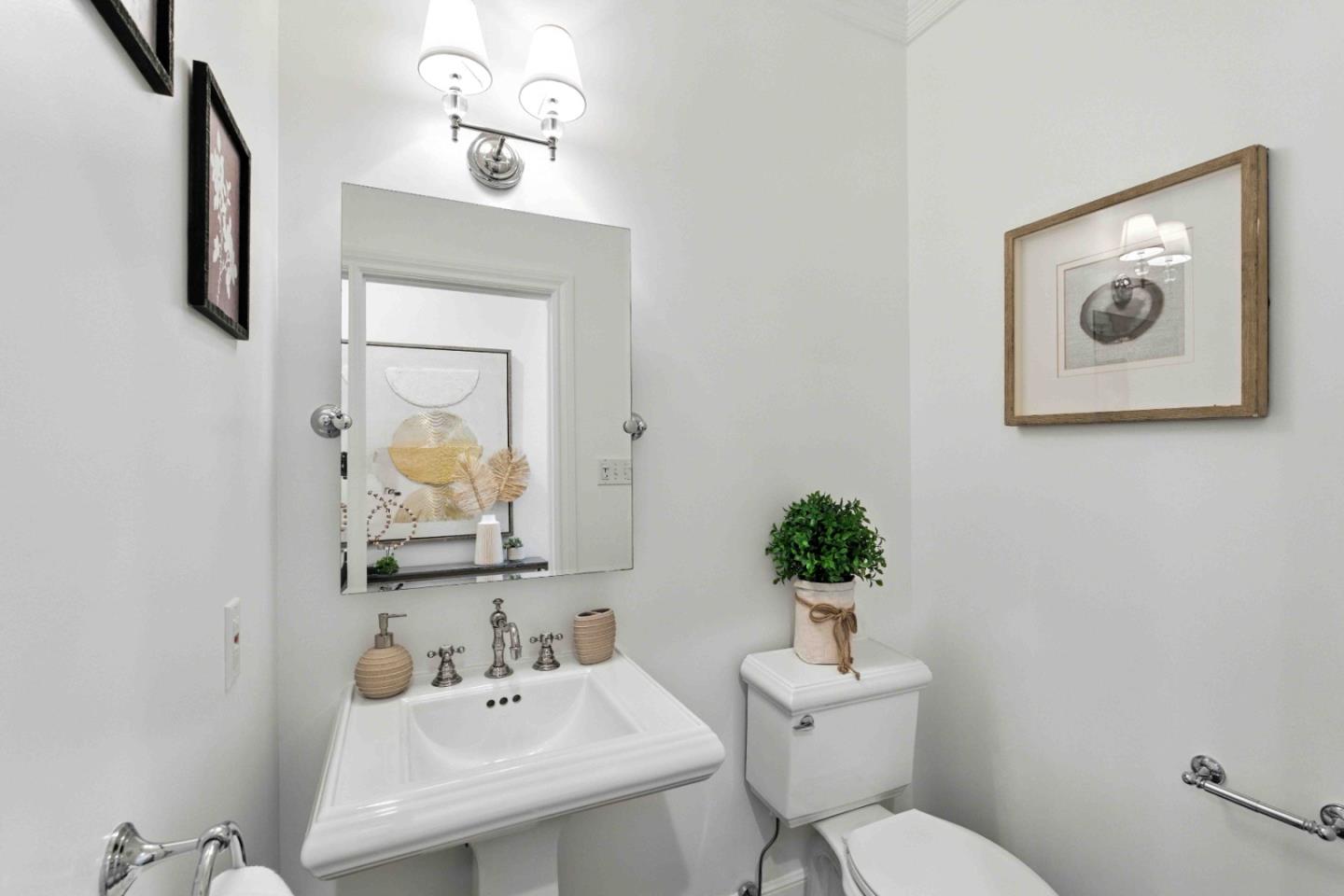 2235 Carmelita Drive