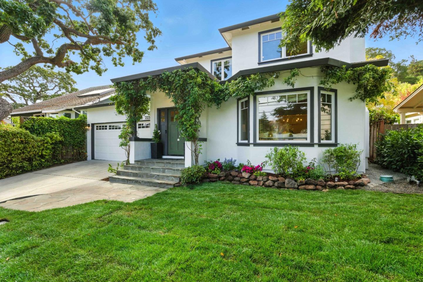 2235 Carmelita Drive