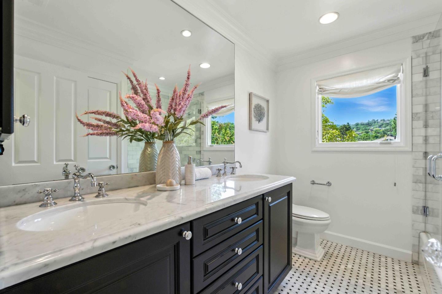 2235 Carmelita Drive