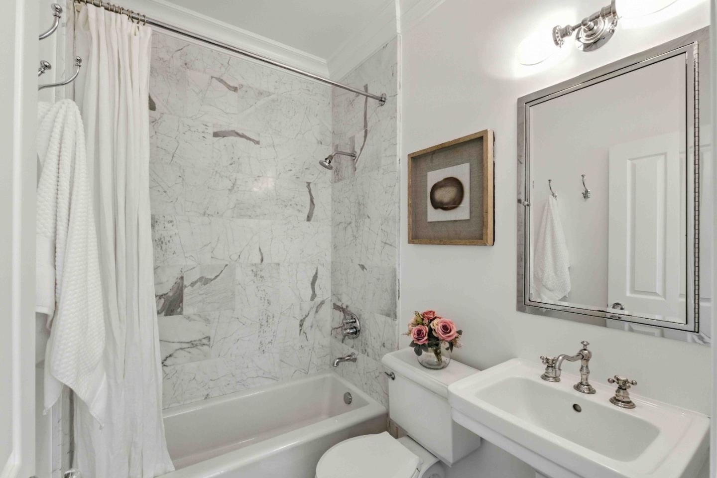 2235 Carmelita Drive