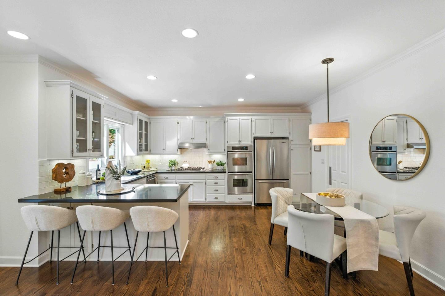 2235 Carmelita Drive