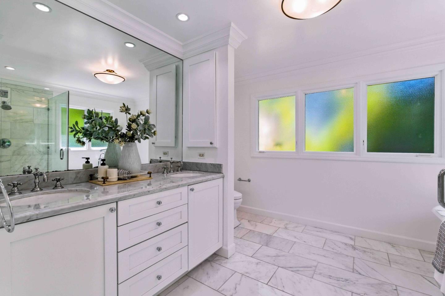 2235 Carmelita Drive