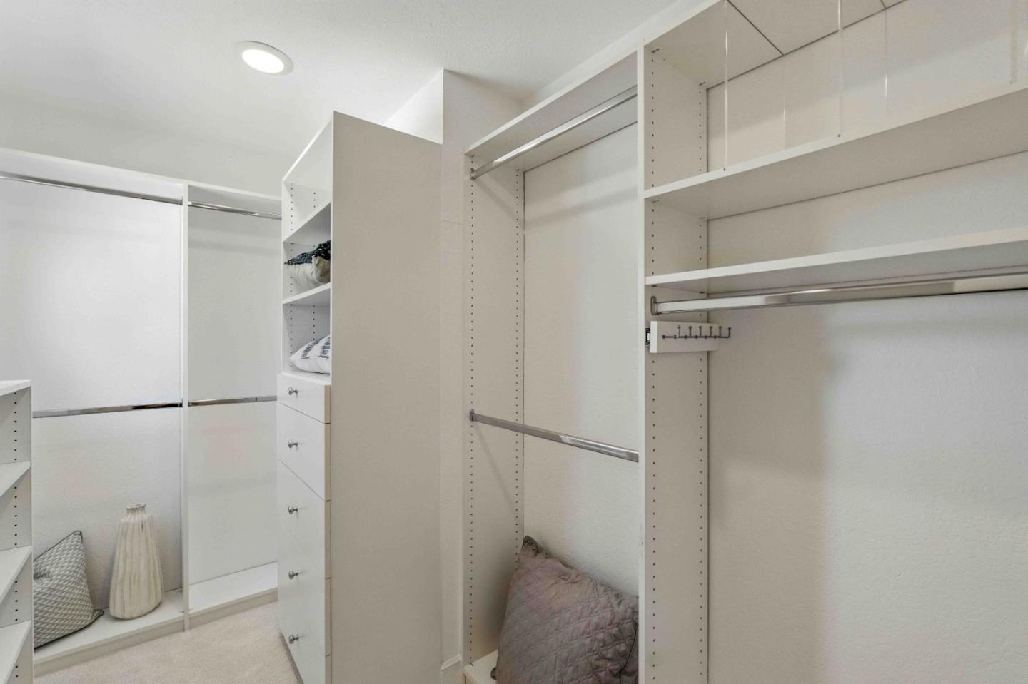 2235 Carmelita Drive