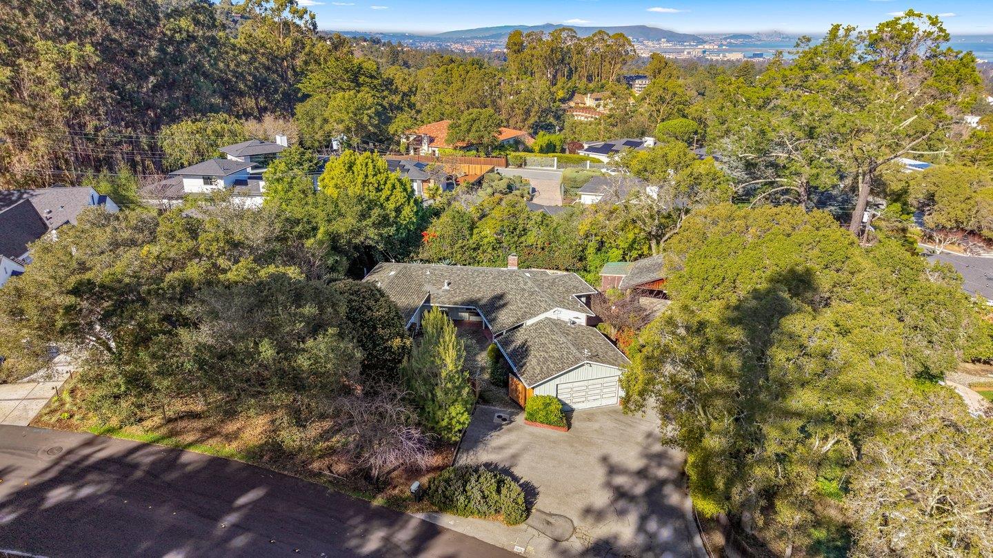 1216 Marlborough Road