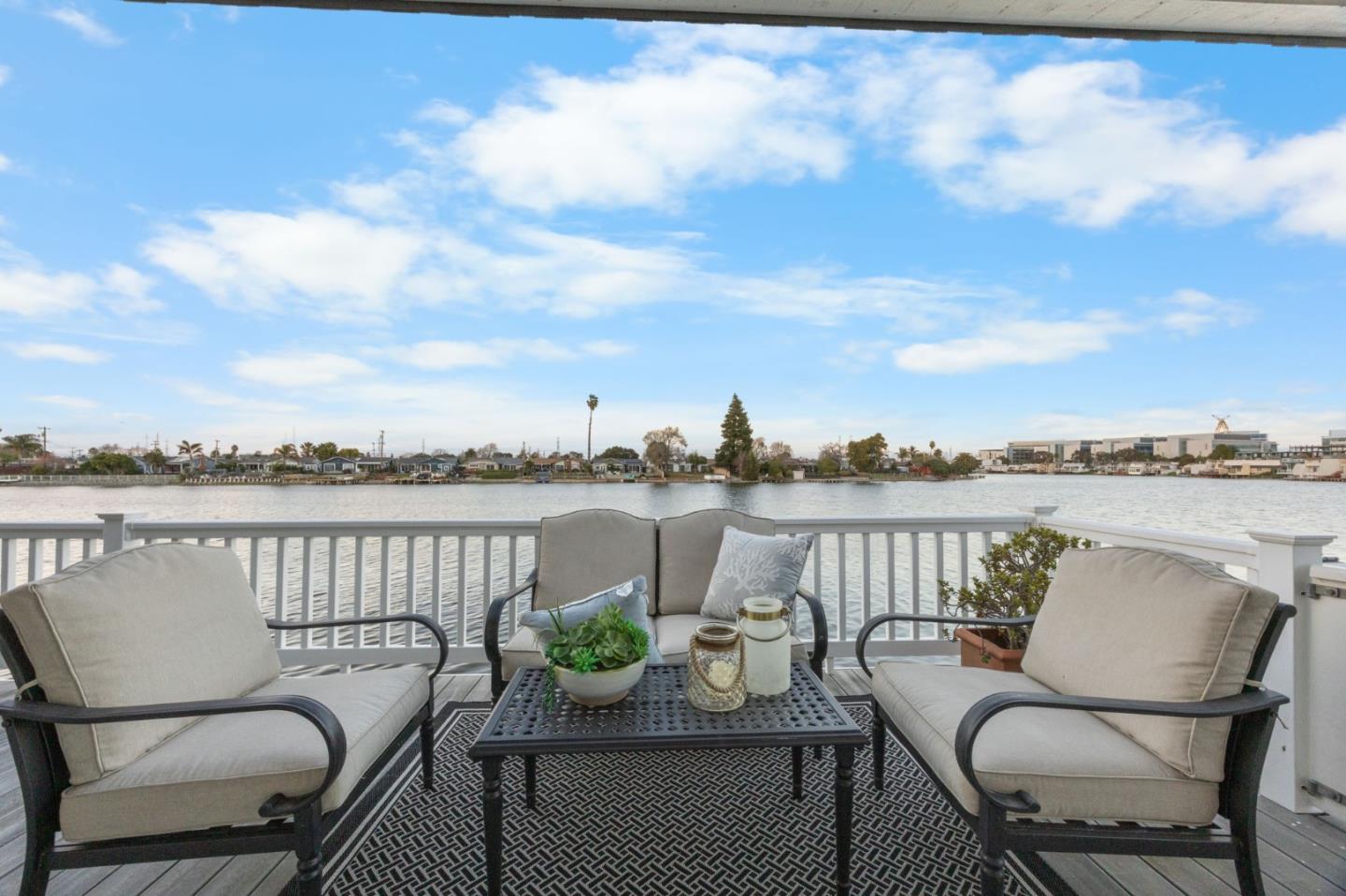 1457 Shoal Drive