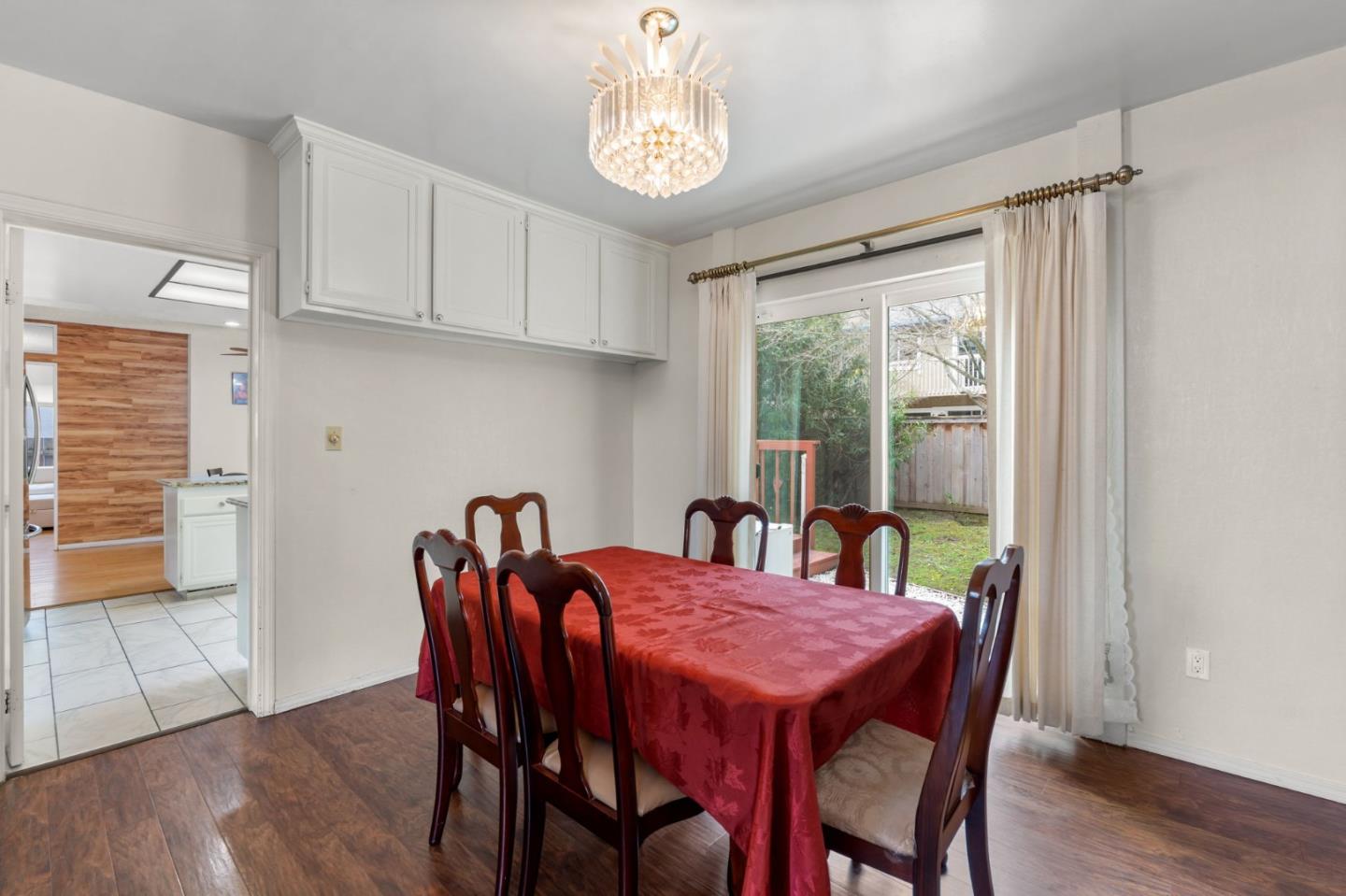 60 Beach Park Boulevard