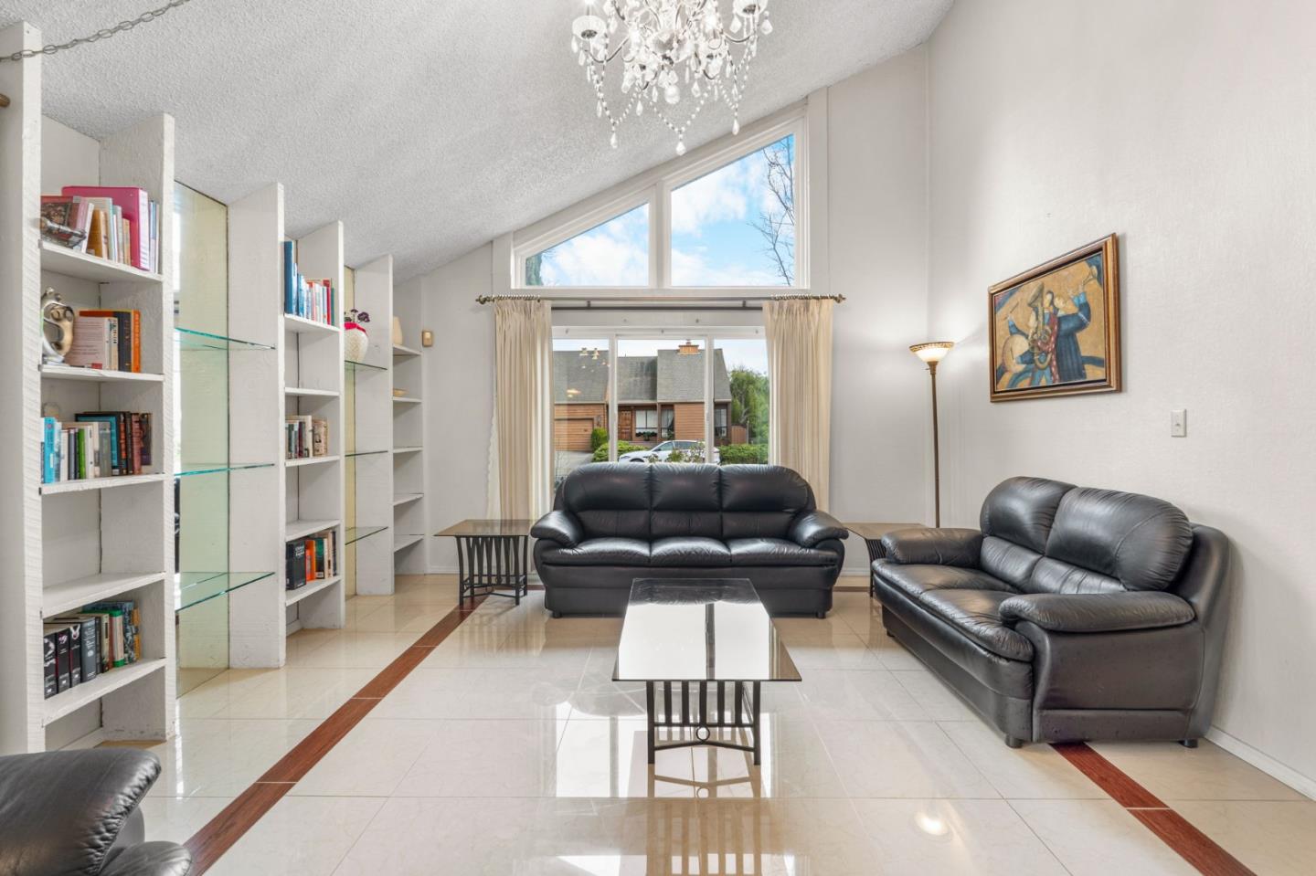 60 Beach Park Boulevard