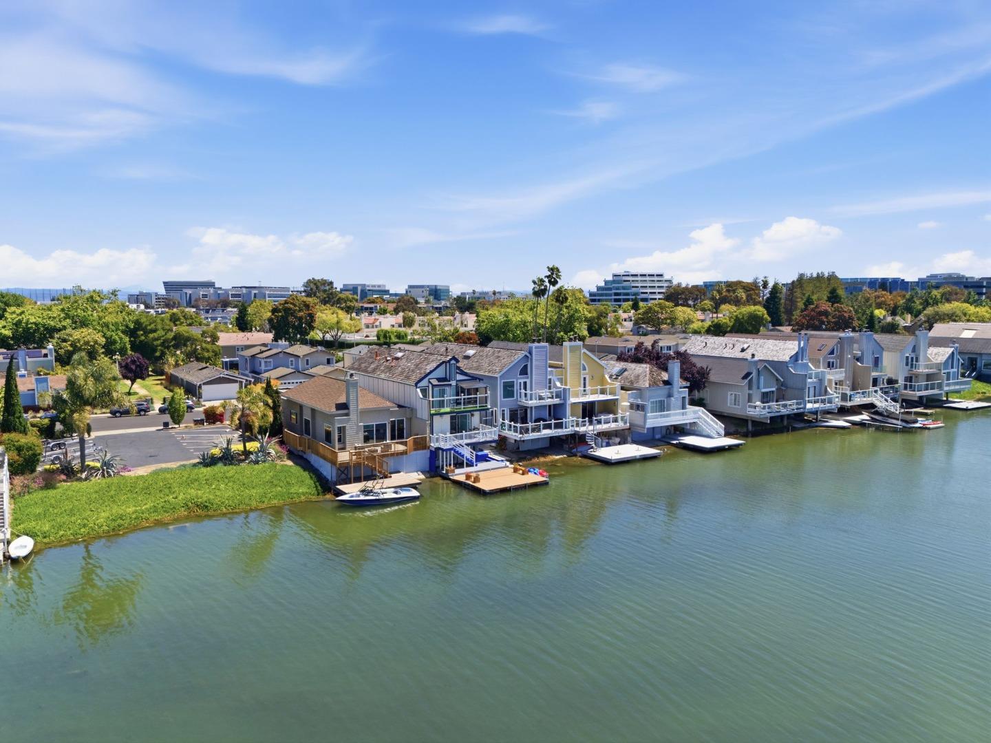 1057 Shoal DR