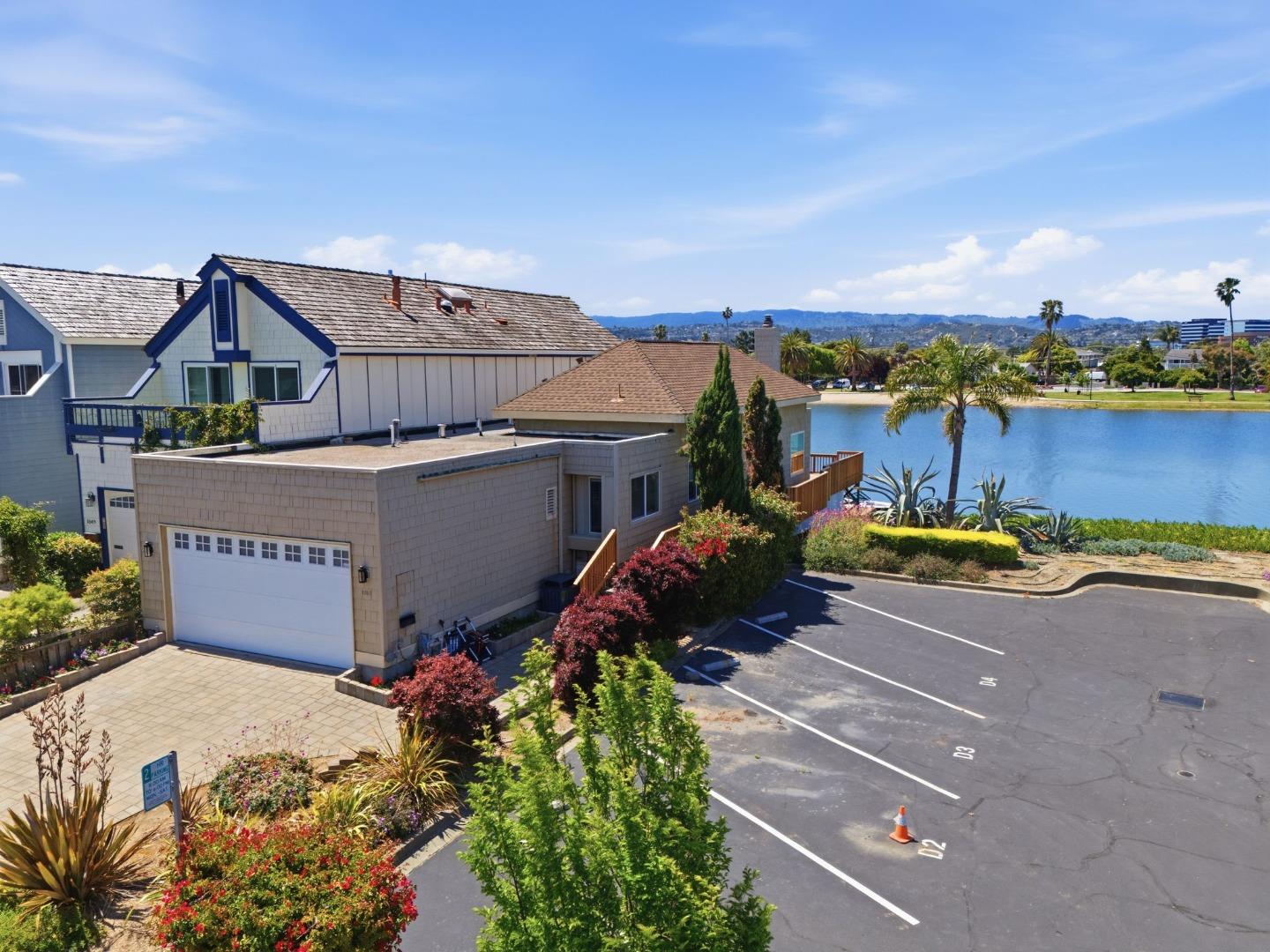 1057 Shoal DR
