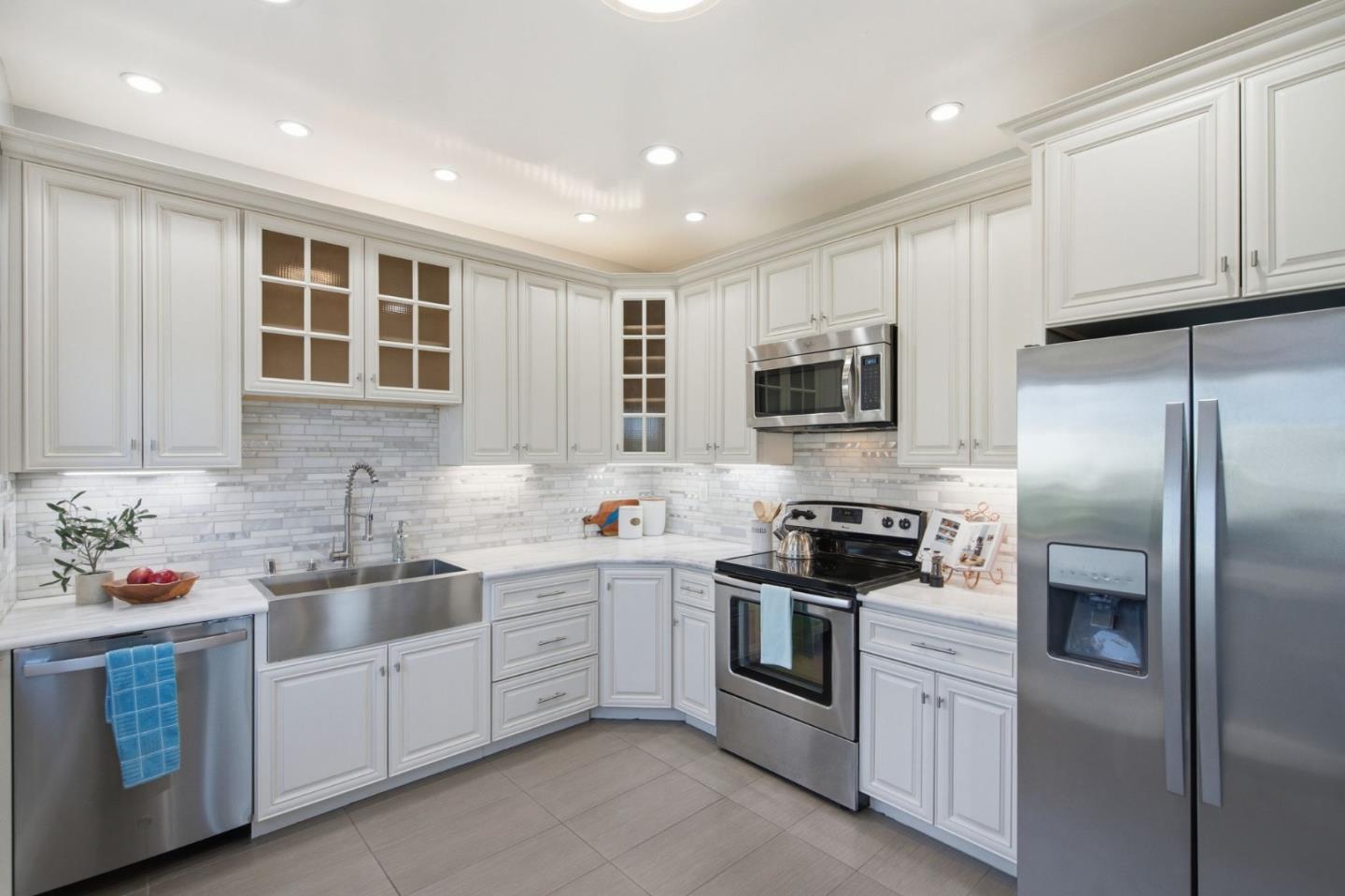 1057 Shoal DR