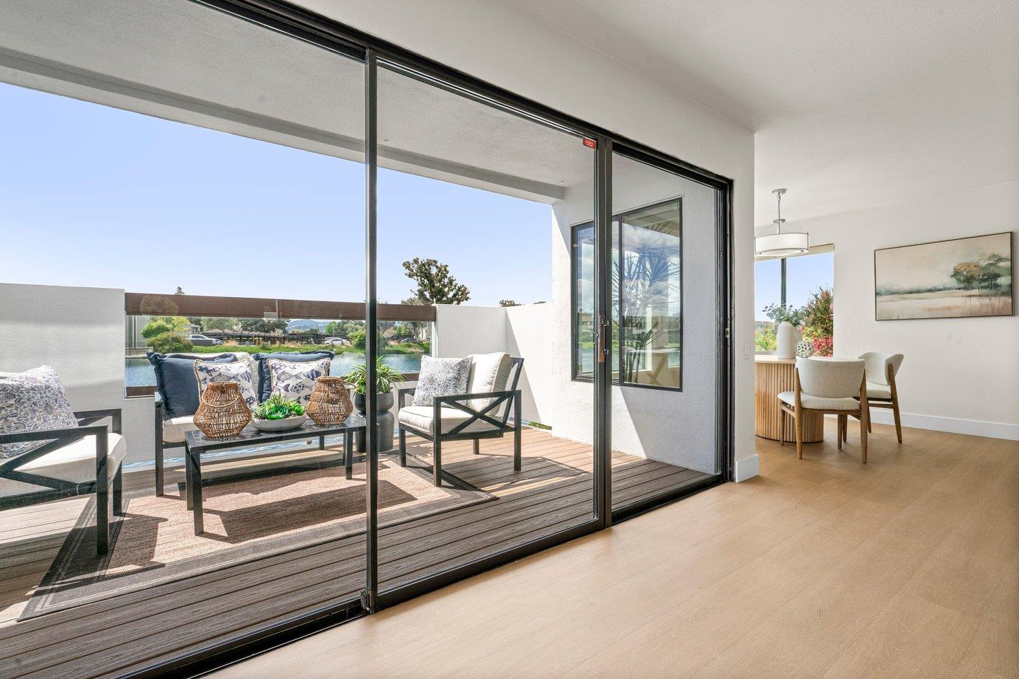 700 Portofino LN
