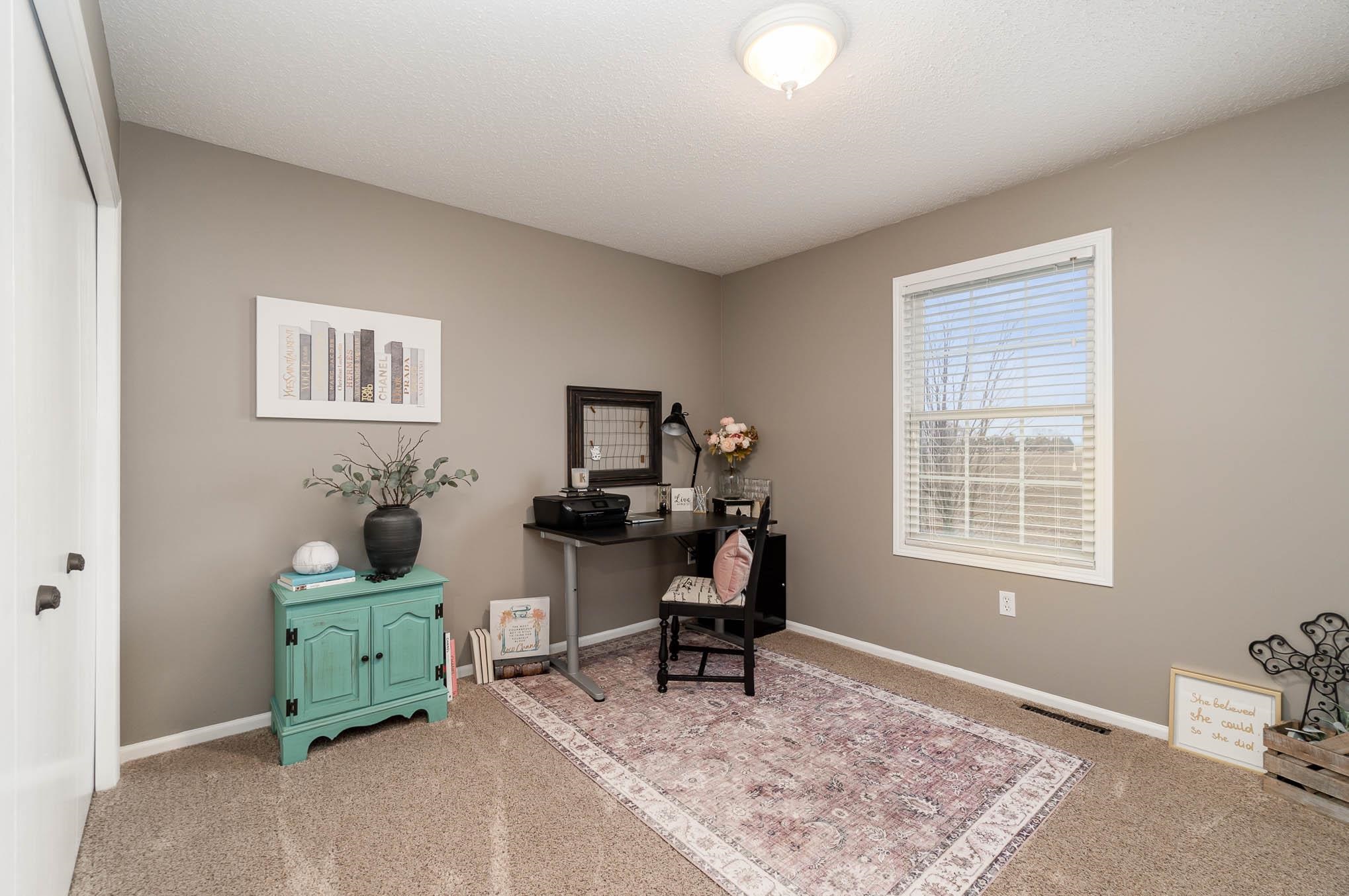 544 W Ridge Rd