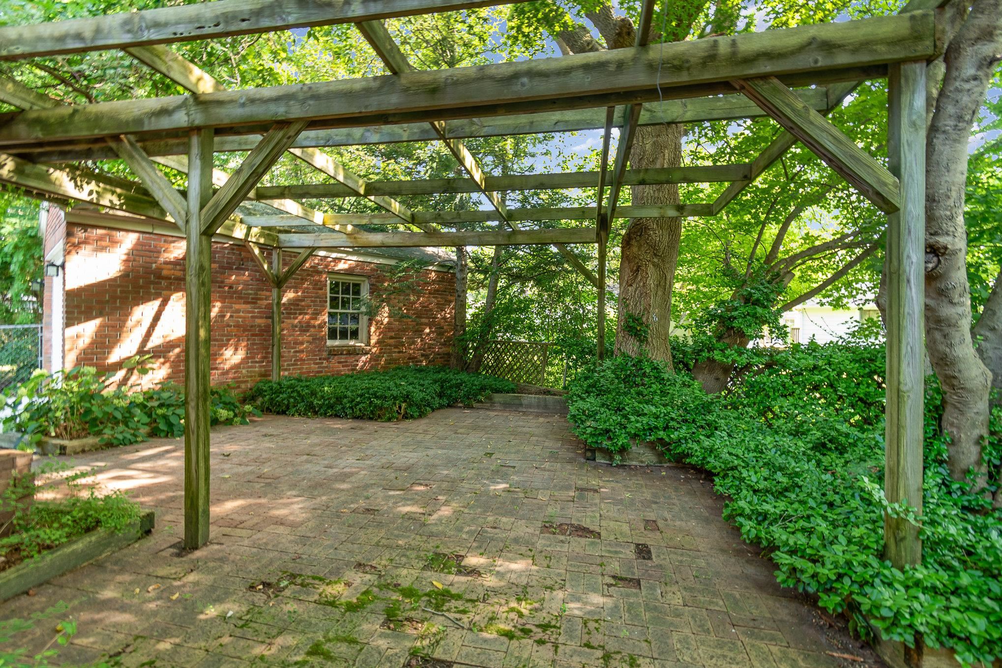 309 Helen Street