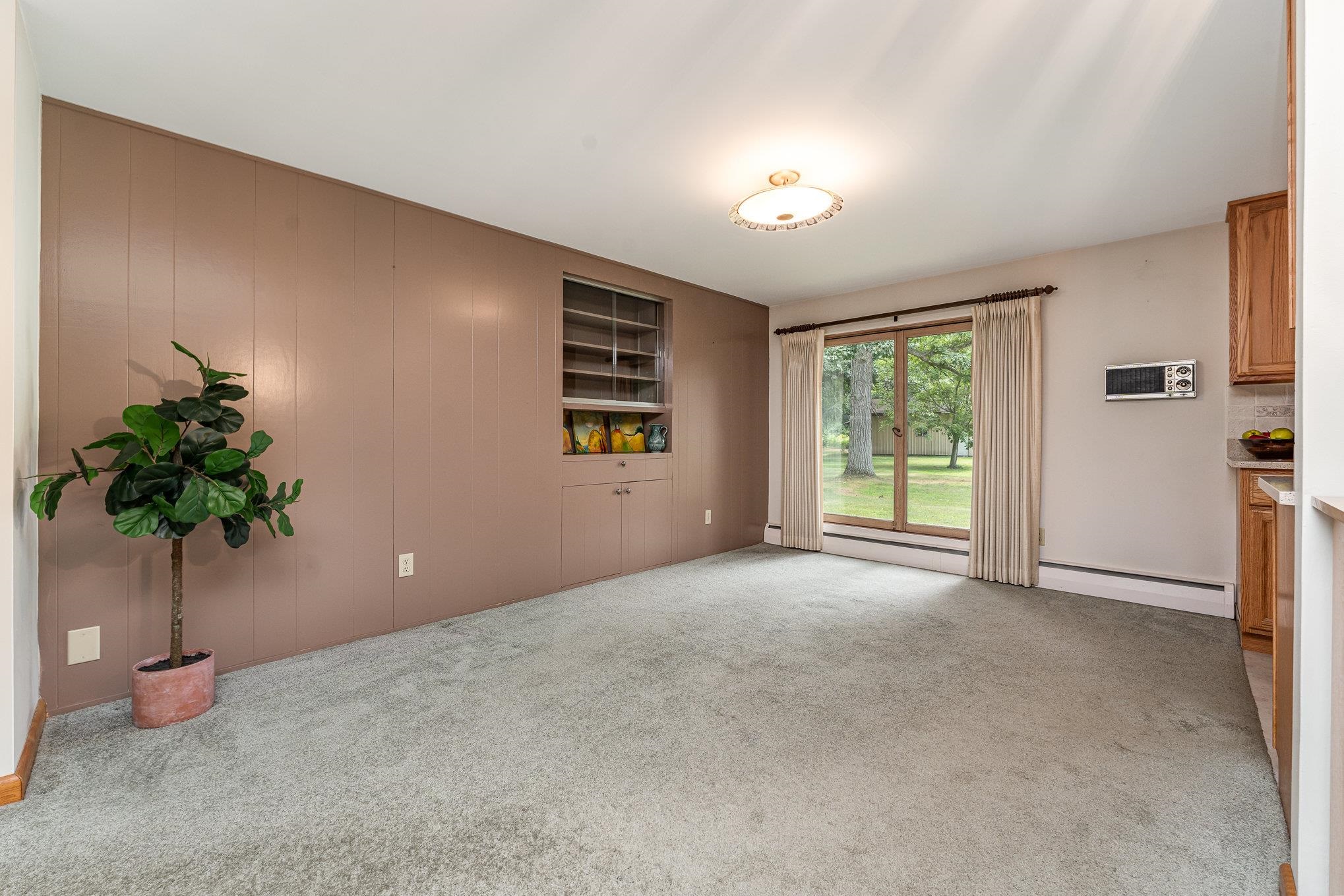 158 N Meridian Road