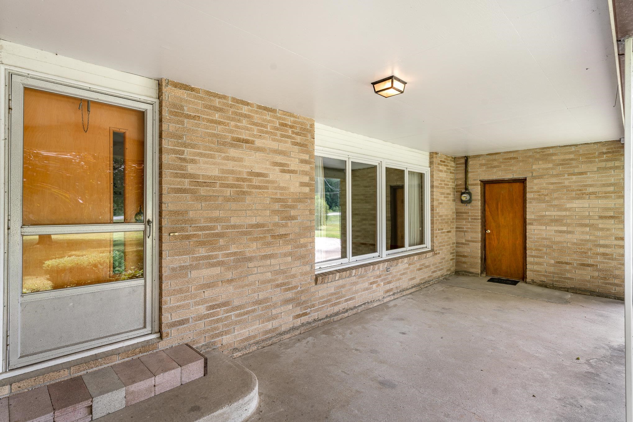 158 N Meridian Road