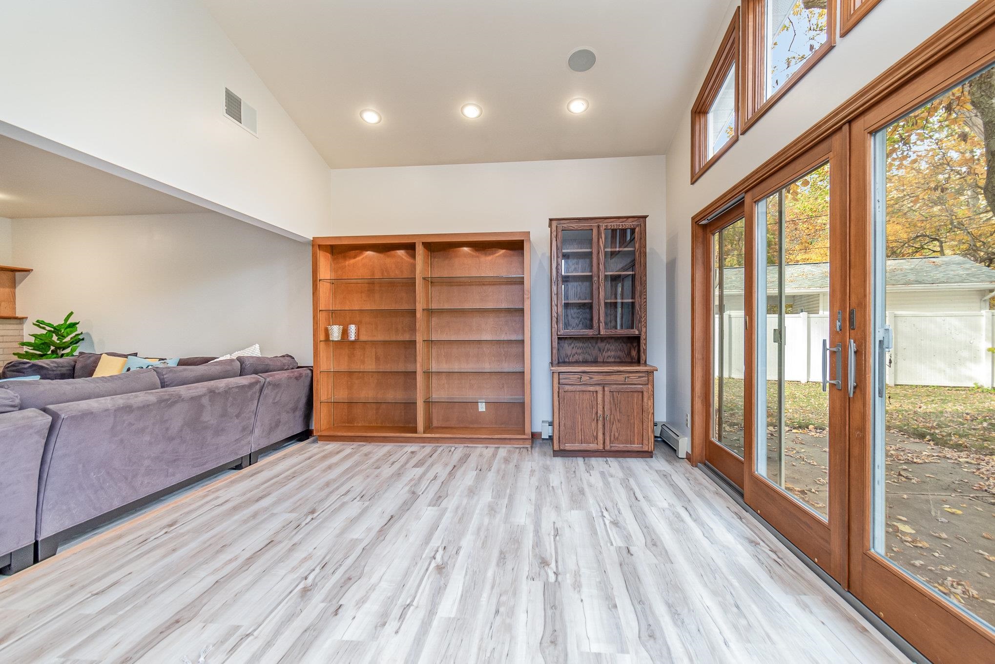 4304 Castle Drive