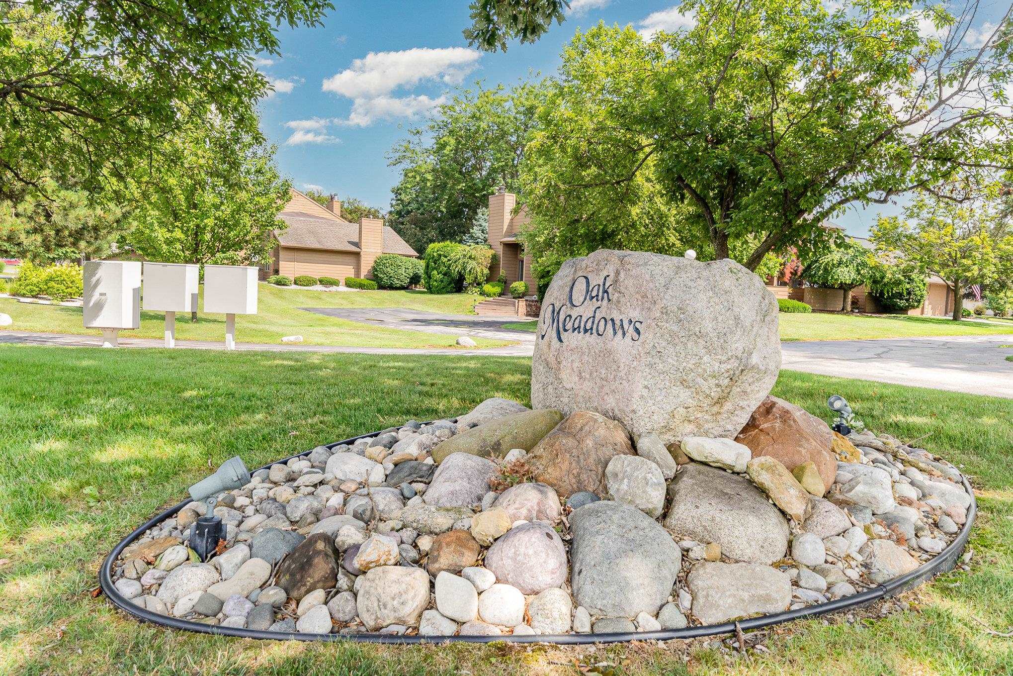 8957 Oak Meadow Unit 11 Drive Unit: 11