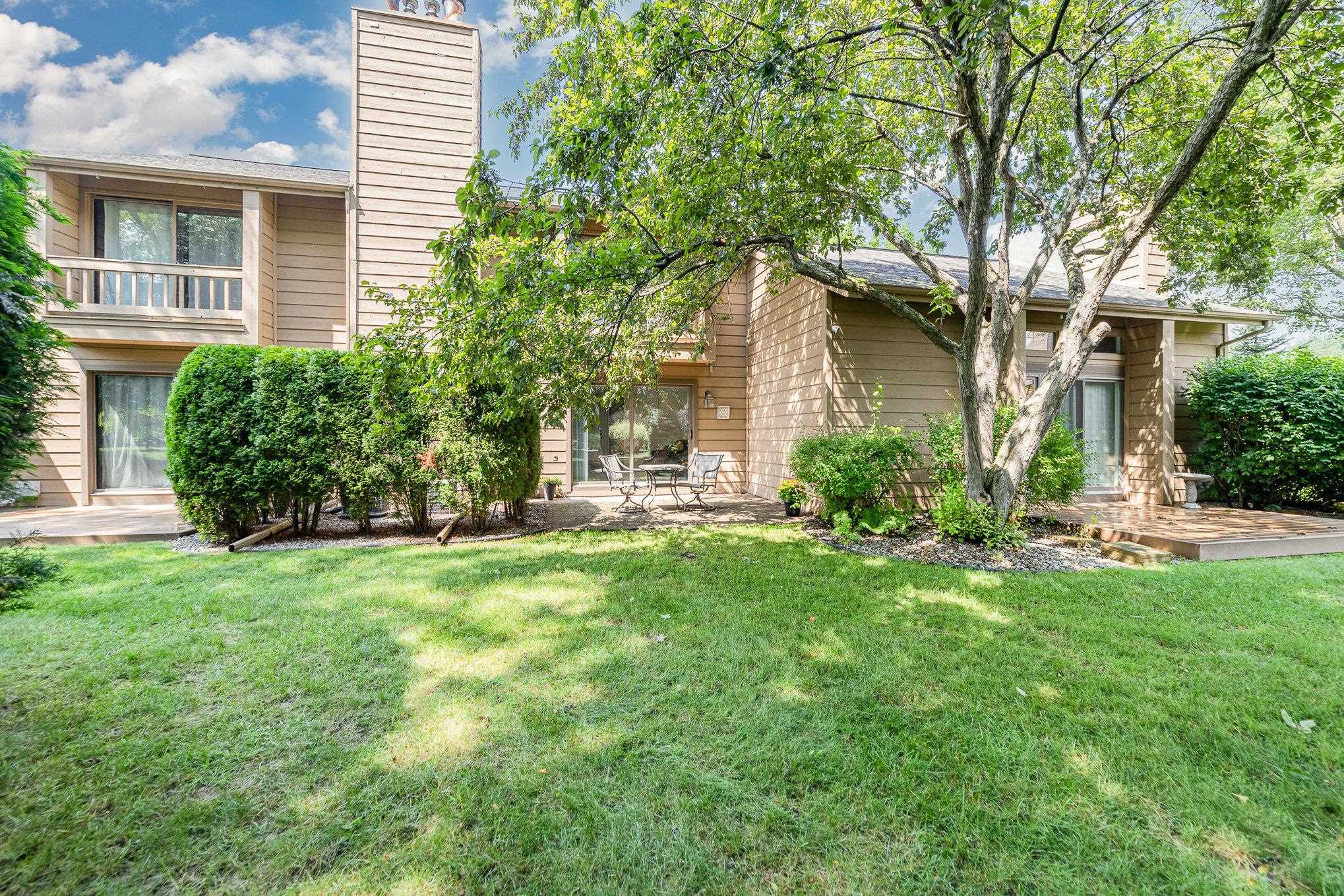 8957 Oak Meadow Unit 11 Drive Unit: 11
