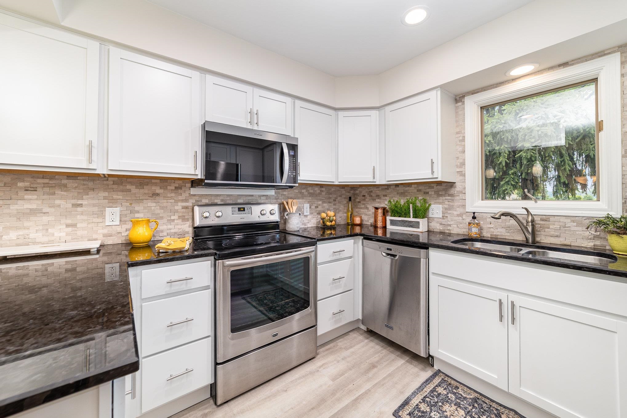 8957 Oak Meadow Unit 11 Drive Unit: 11