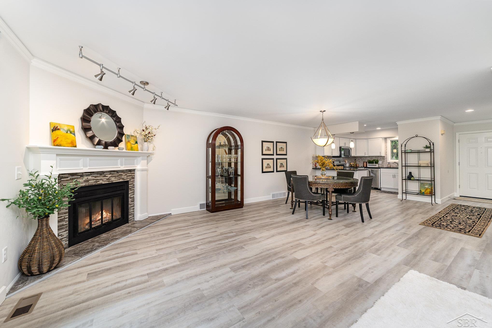 8957 Oak Meadow Unit 11 Drive # 11