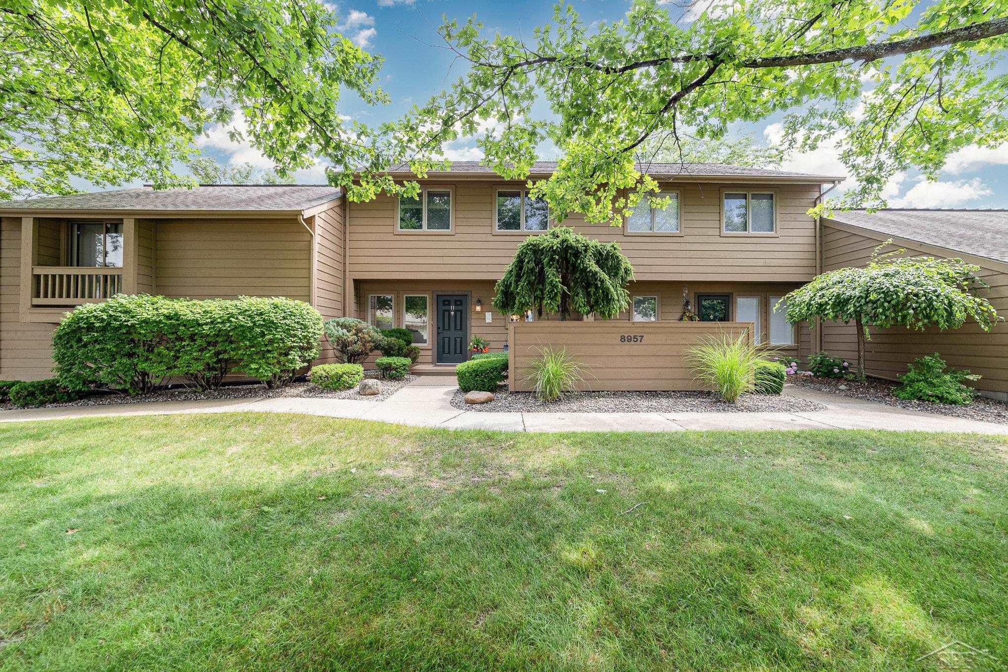 8957 Oak Meadow Unit 11 Drive # 11