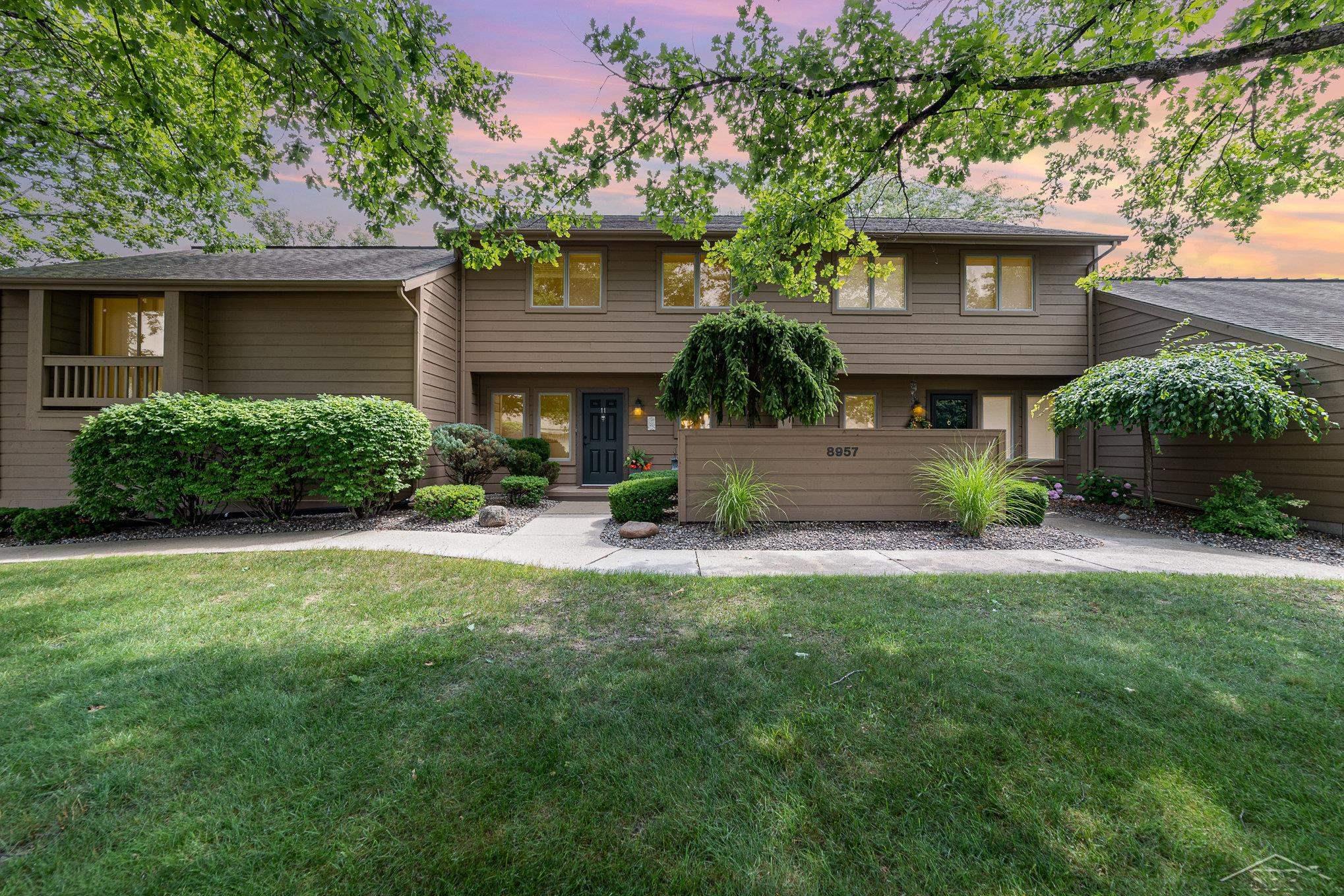 8957 Oak Meadow Unit 11 Drive # 11