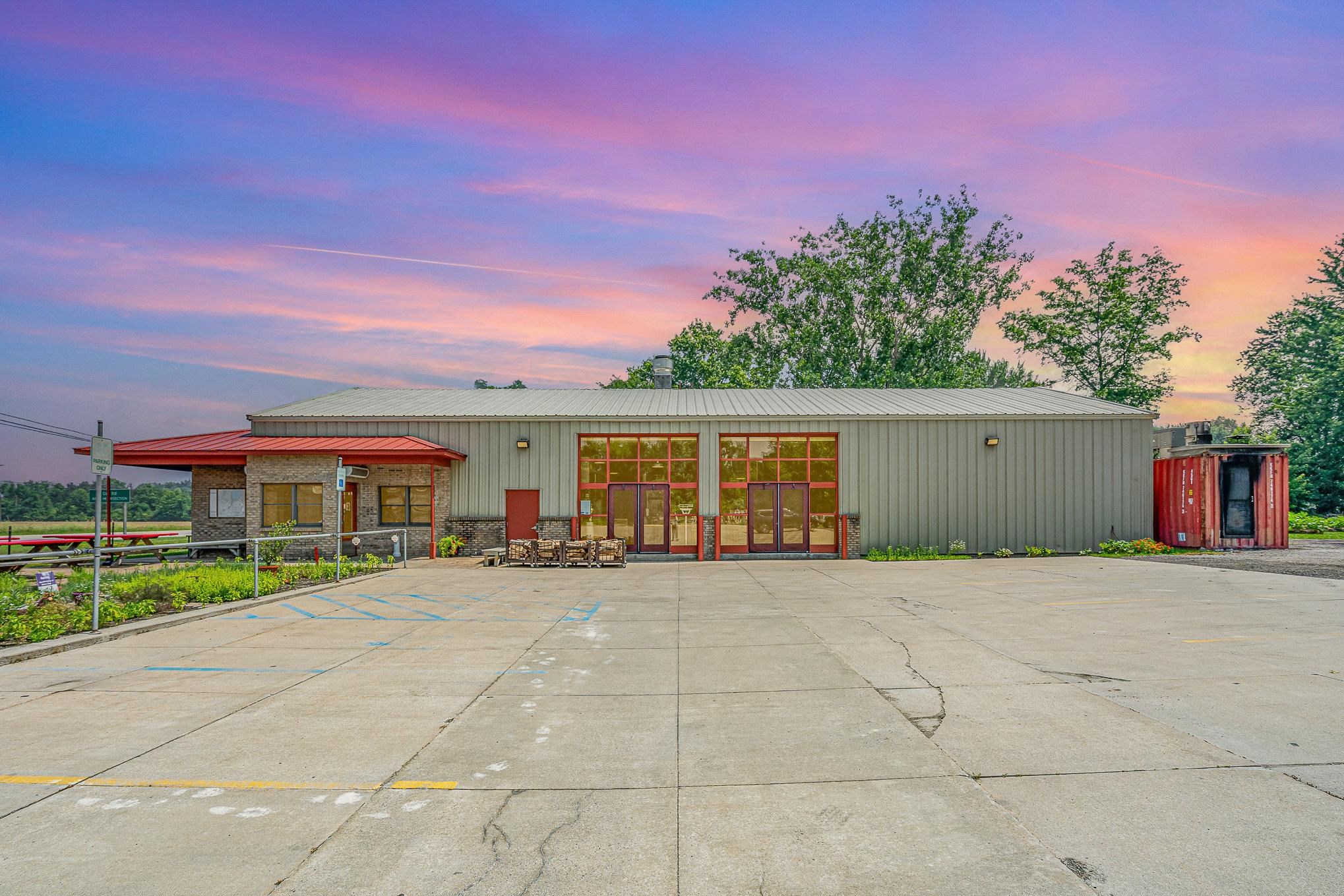 13105 Gratiot Road