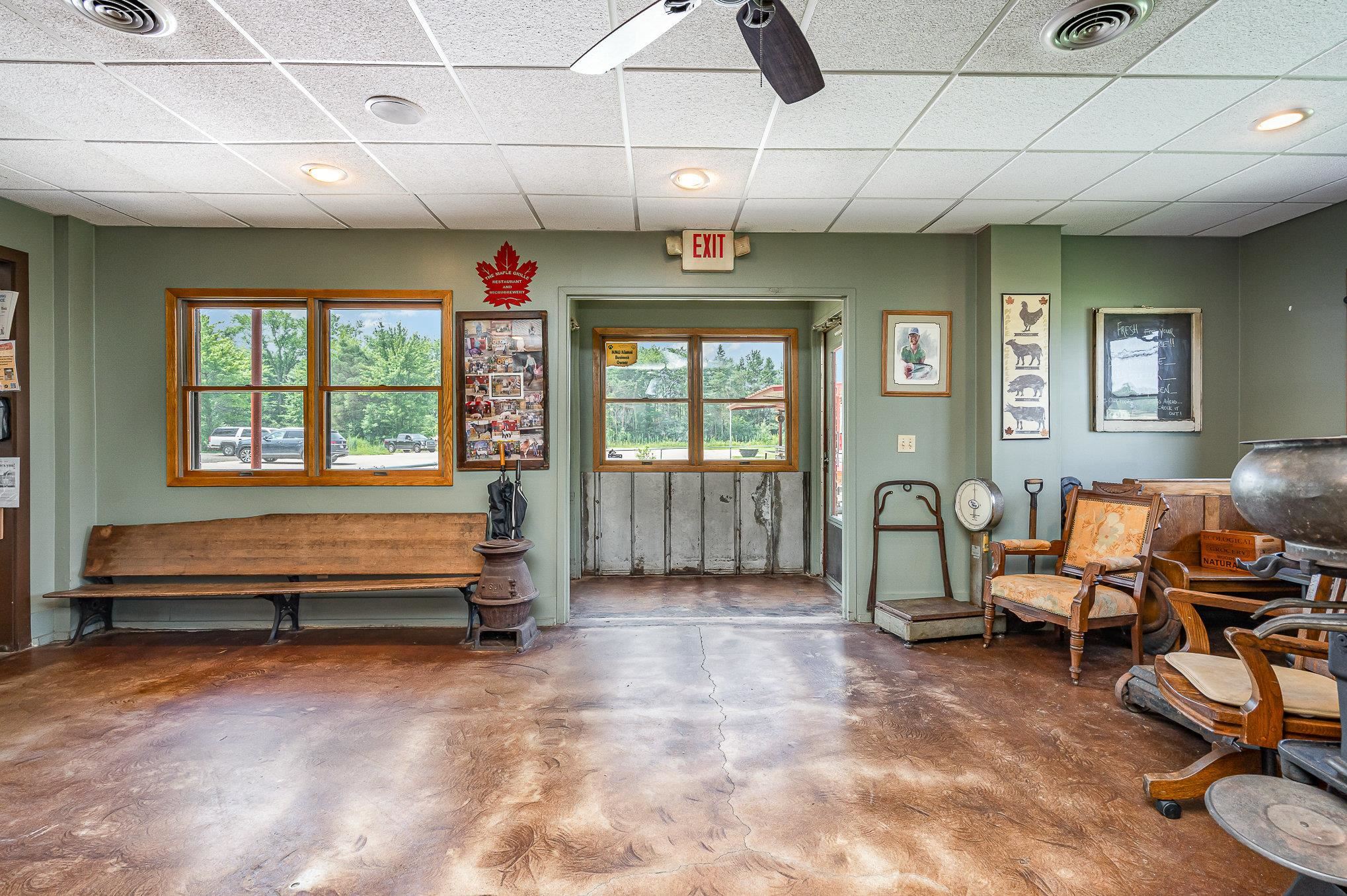13105 Gratiot Road