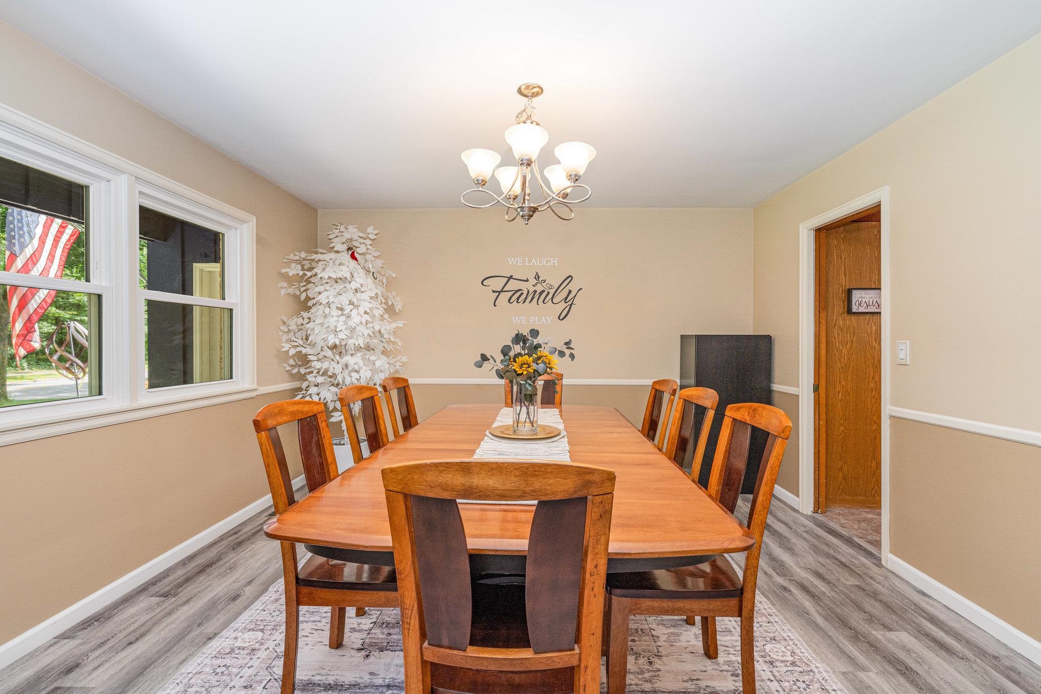 5411 Sturgeon Creek Parkway