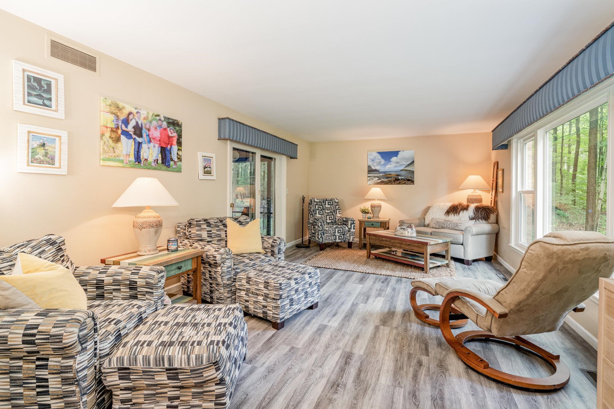 5411 Sturgeon Creek Parkway