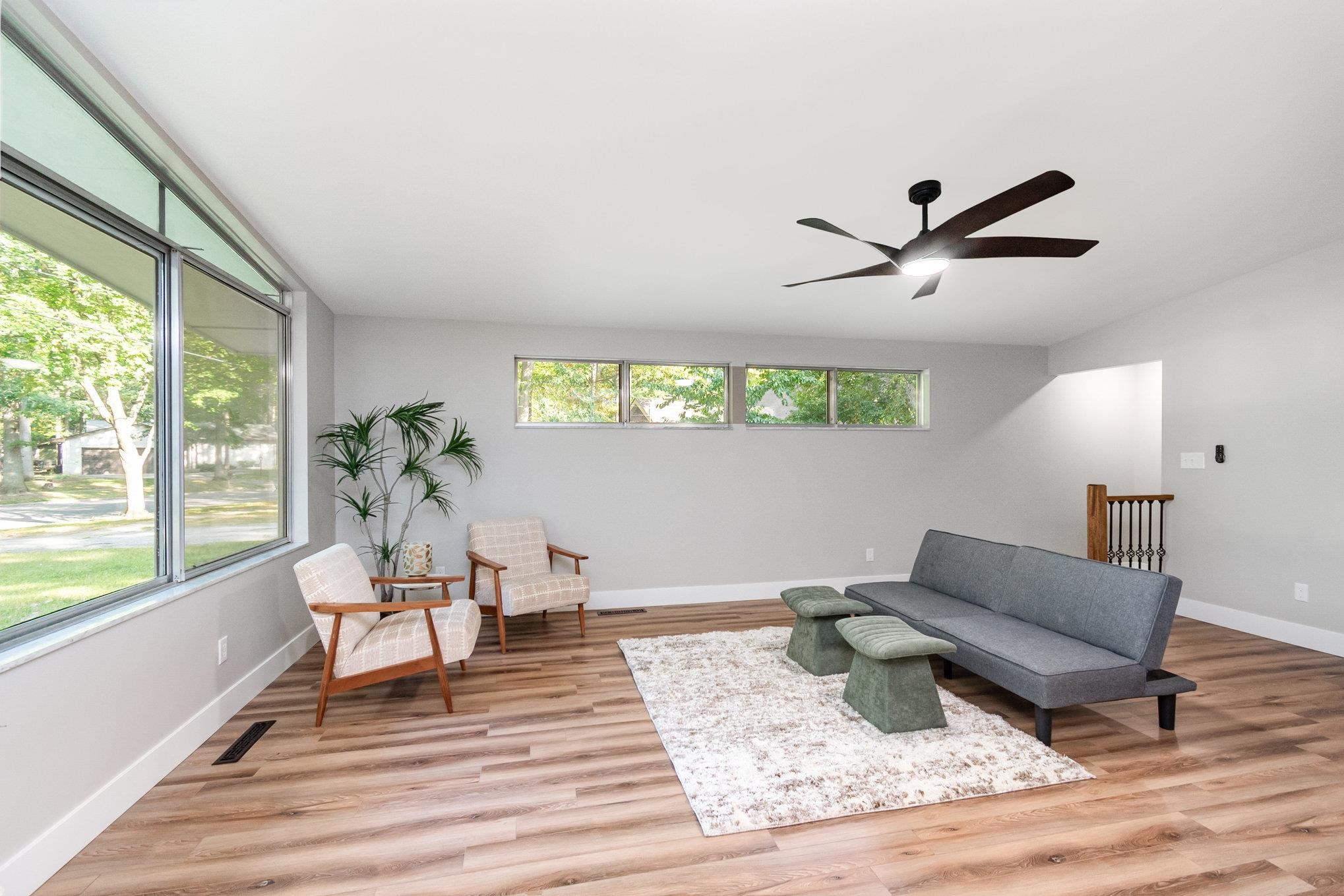 4911 Sturgeon Creek Parkway