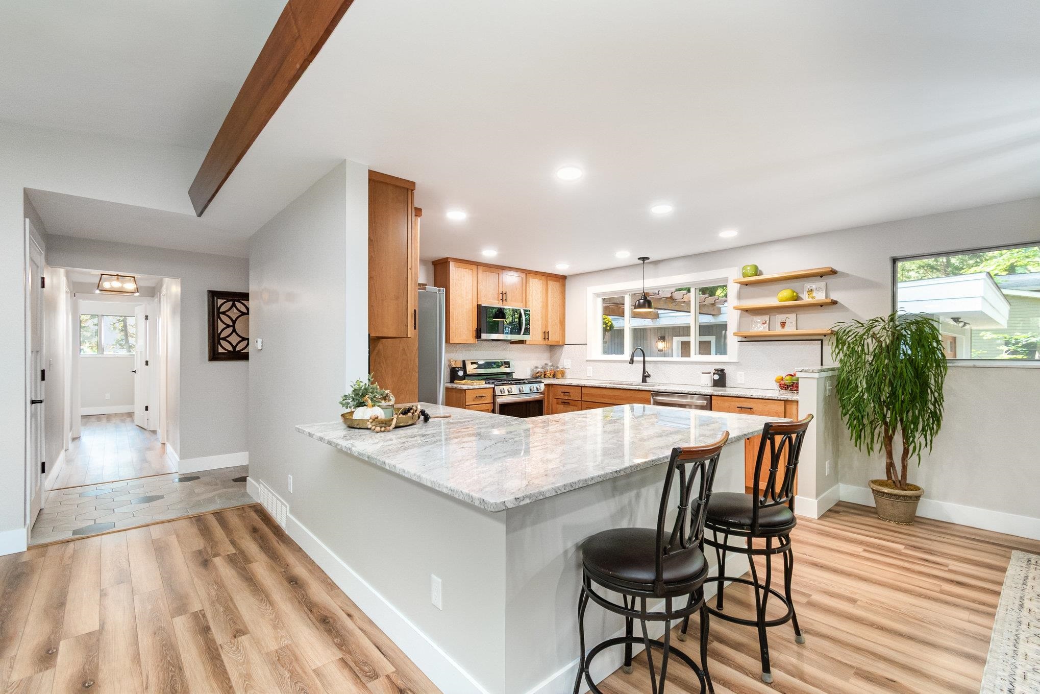 4911 Sturgeon Creek Parkway