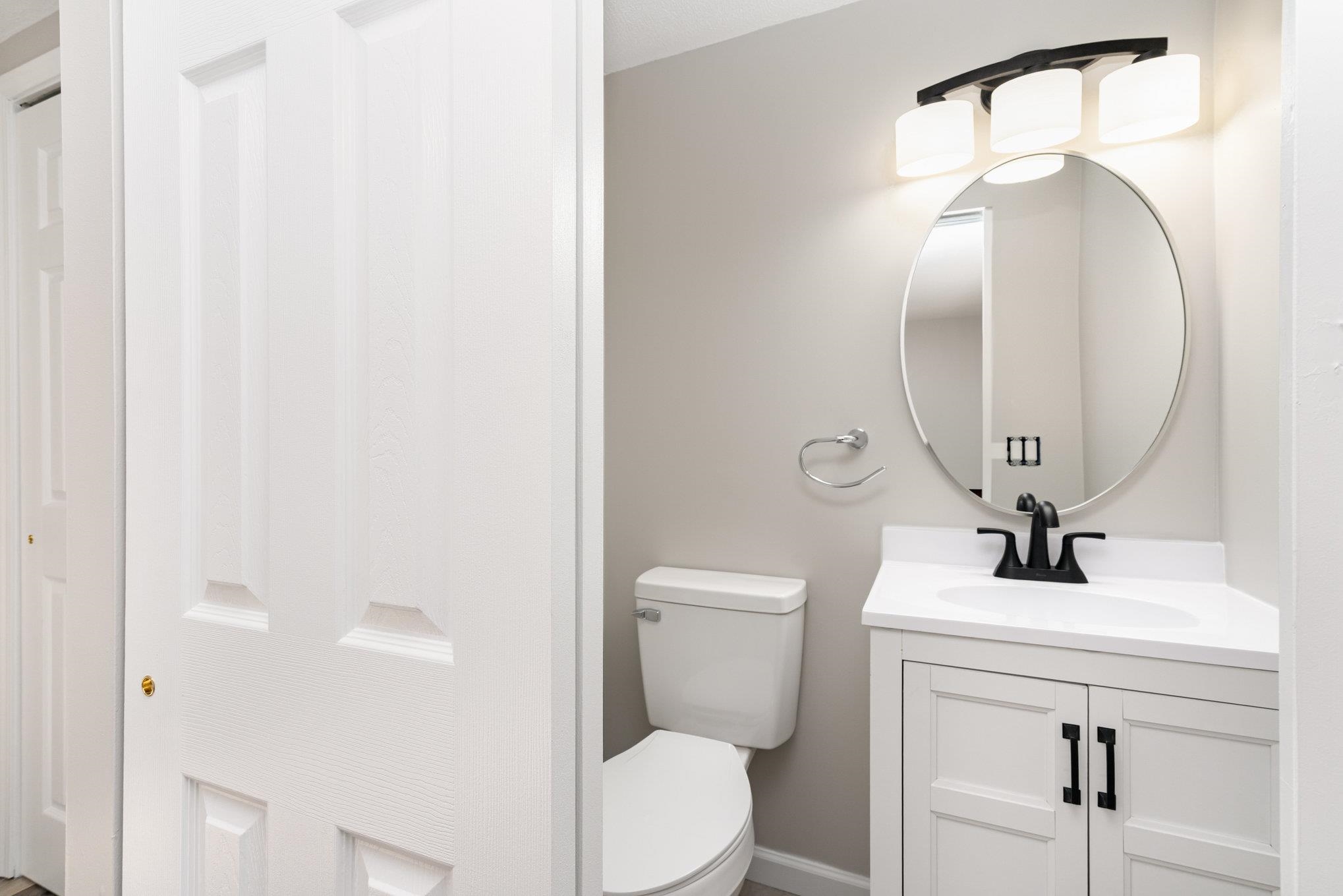 1711 Adelaide Street