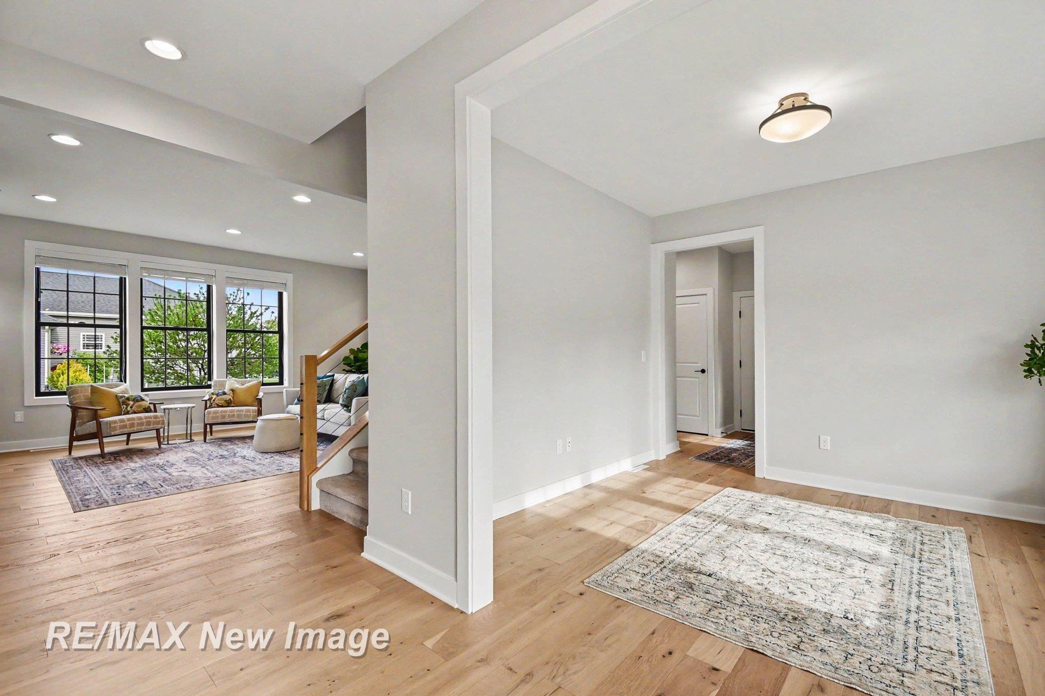 5412 Red Tail Lane