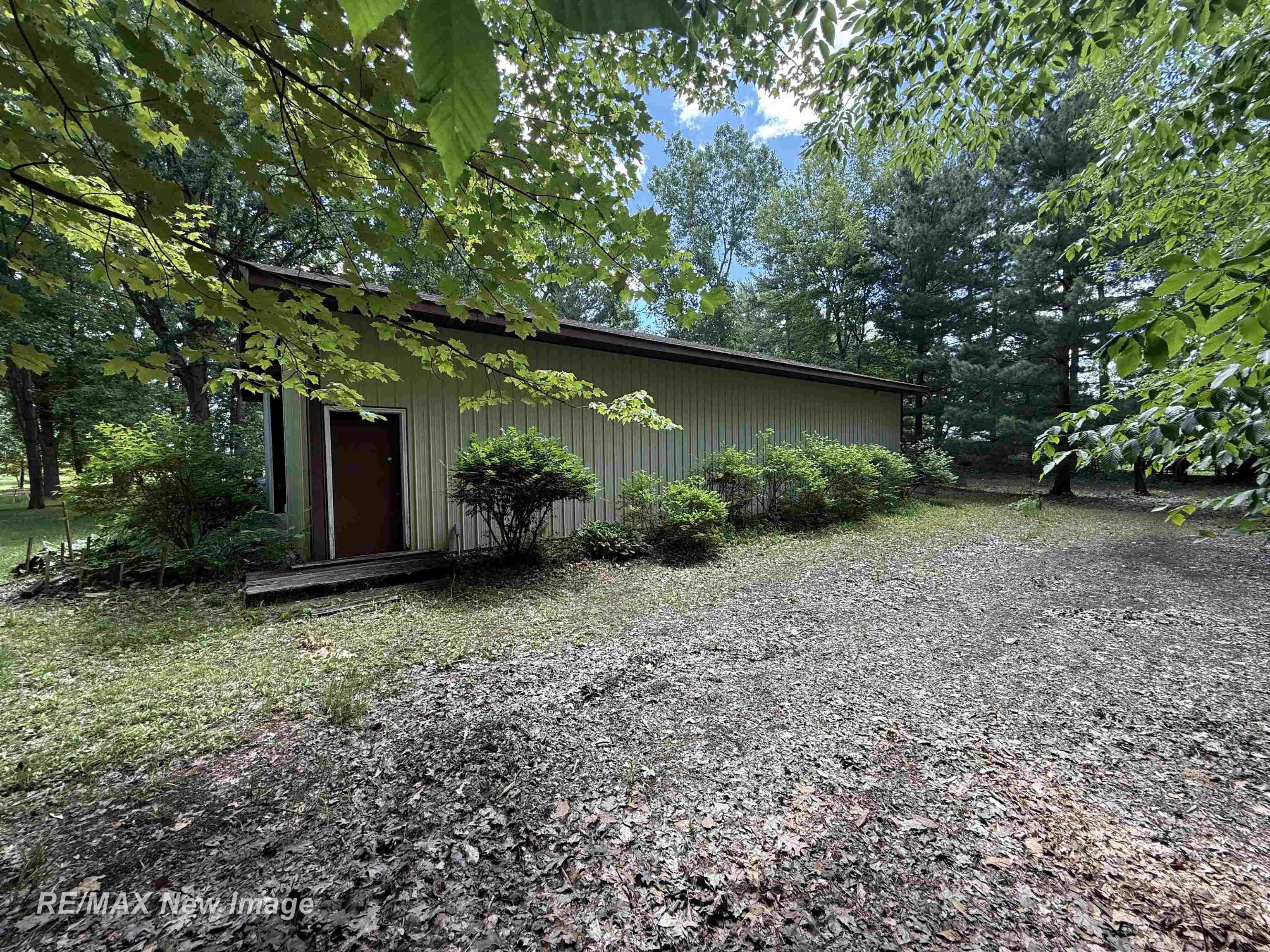 4093 Pruess Road