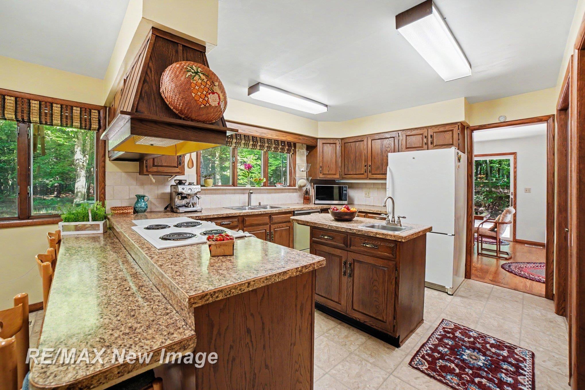 4093 Pruess Road