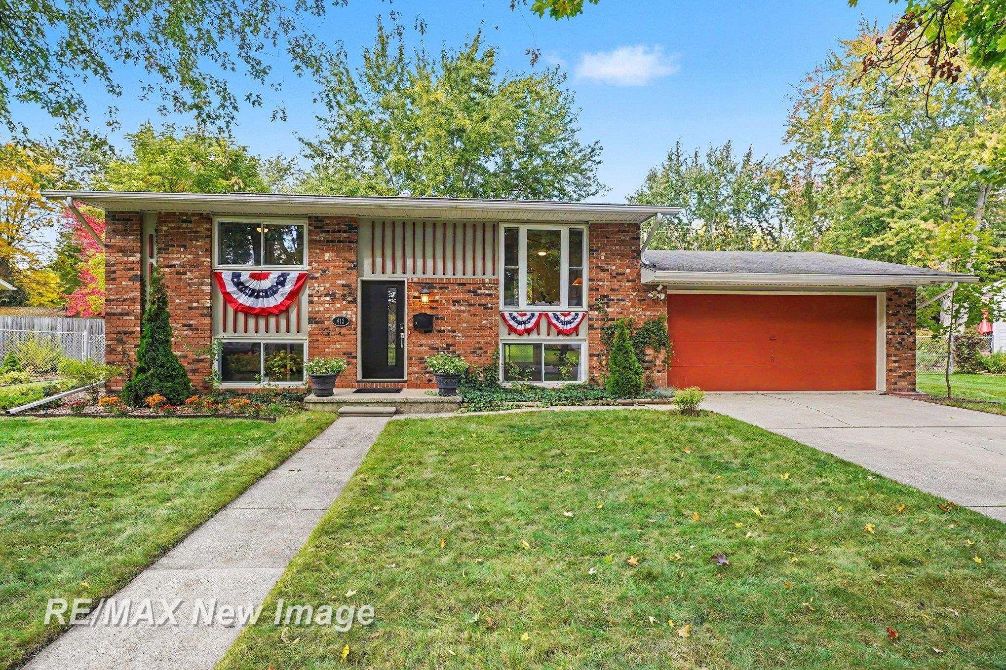 413 Hollybrook Drive