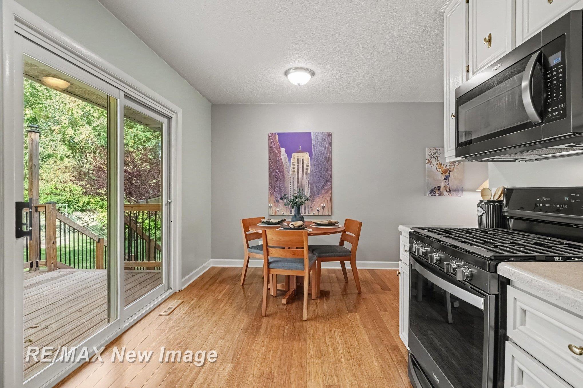 413 Hollybrook Drive