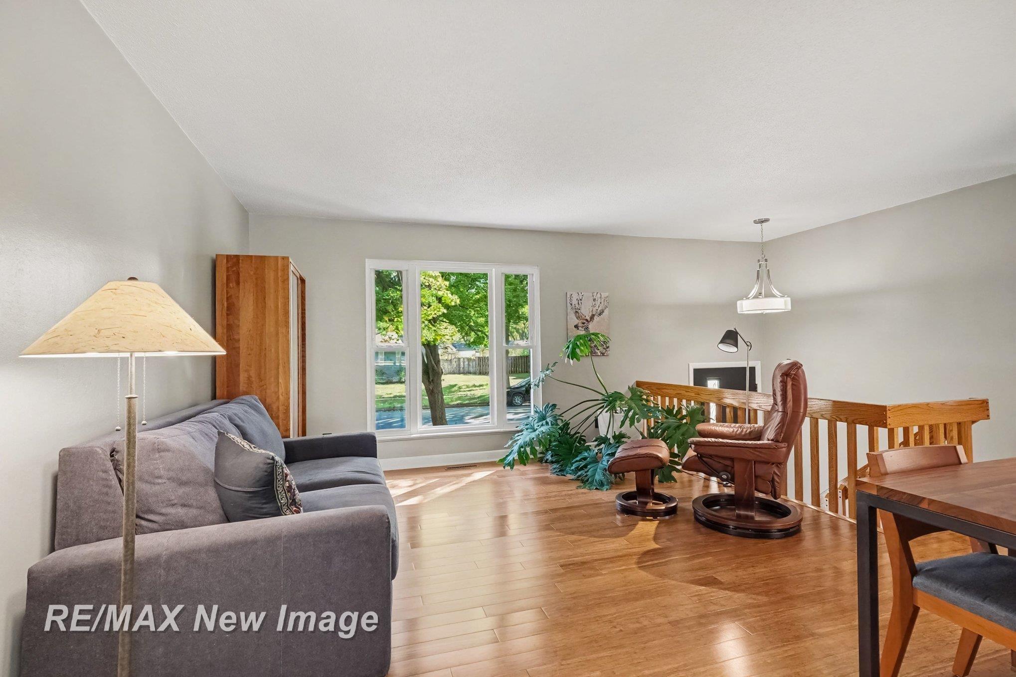413 Hollybrook Drive